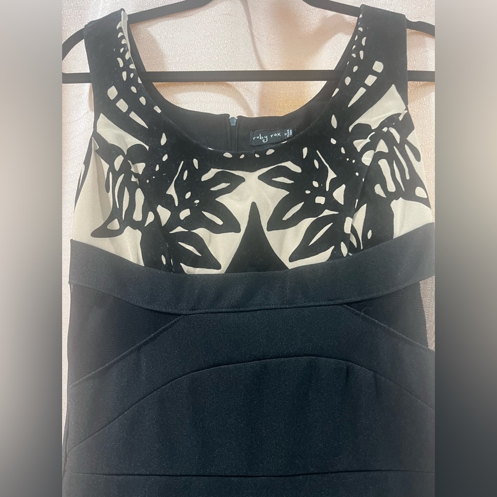 Ruby Rox Dress - image 3